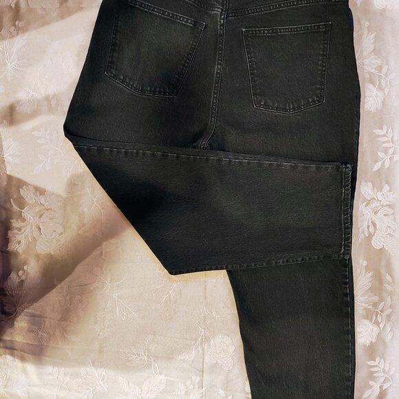 Universal Thread Vintage Straight Women's Jeans, Size 16/33R, Gently Used - Picture 3 of 3